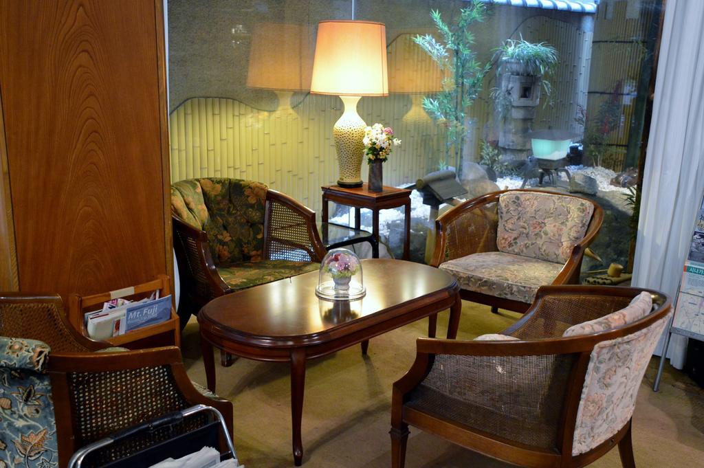 Tokiwa Hotel Токио Экстерьер фото